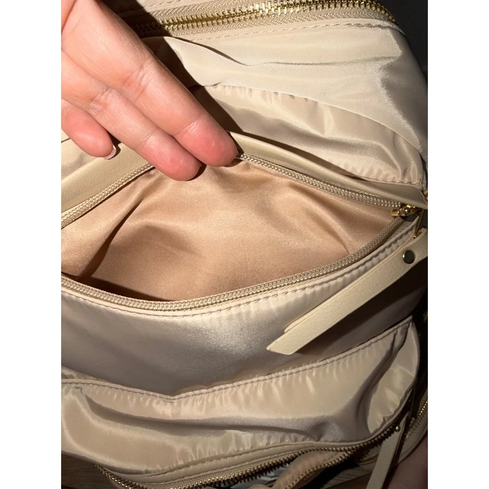 Women backpack 18.5
